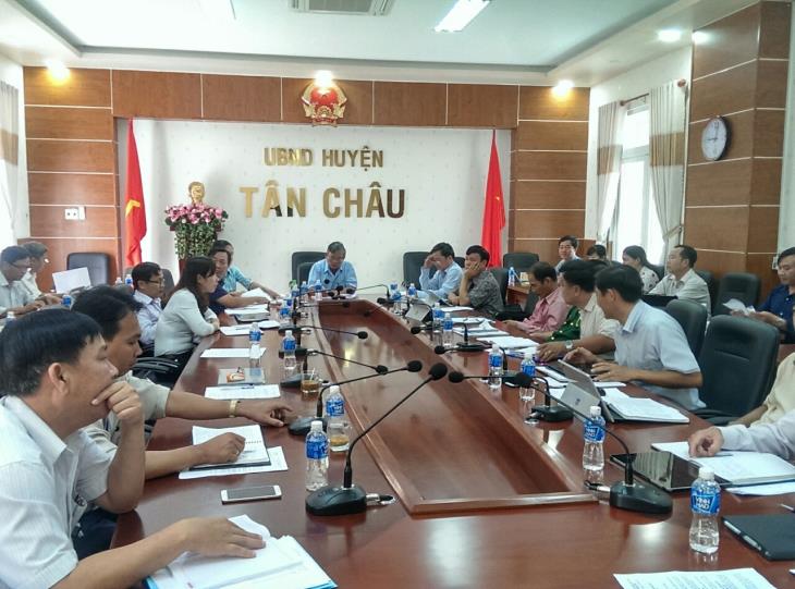 UBND huyện Tân Châu tổ chức phiên họp thường kỳ tháng 10/2017